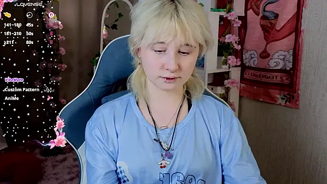 May leaf online show from March 10, 9:02 am