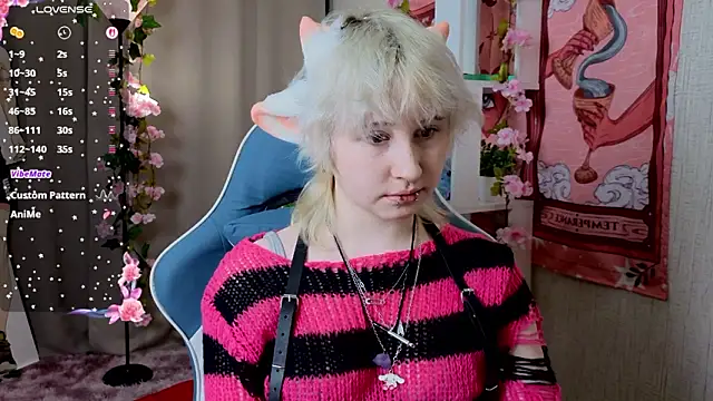 May leaf online show from February 26, 12:53 am