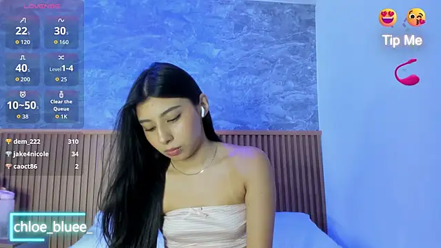 chloe bluee  online show from July 30, 10:32 pm