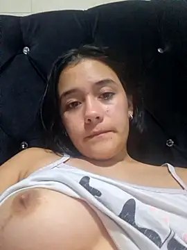 AlessiaKnox online show from June 17, 12:56 am