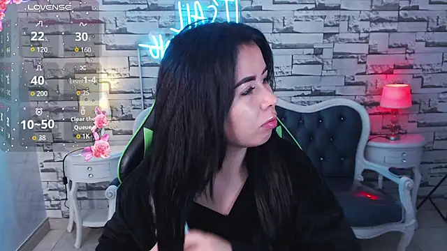 Kylia a online show from June 23, 1:31 pm