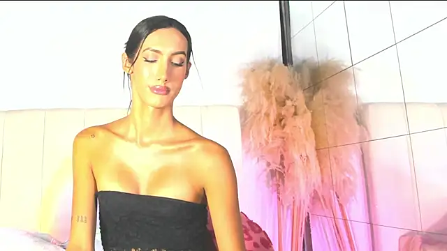 VelvetEstefa online show from July 1, 10:31 pm