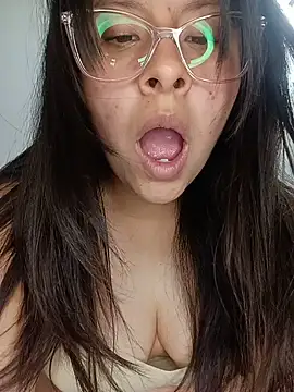Rosyshadow online show from June 12, 7:55 pm