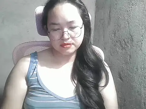 wildchinita00 online show from June 28, 10:05 pm