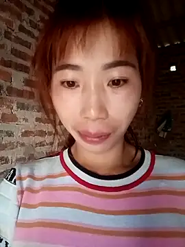 Vycute9900 online show from March 25, 12:16 am