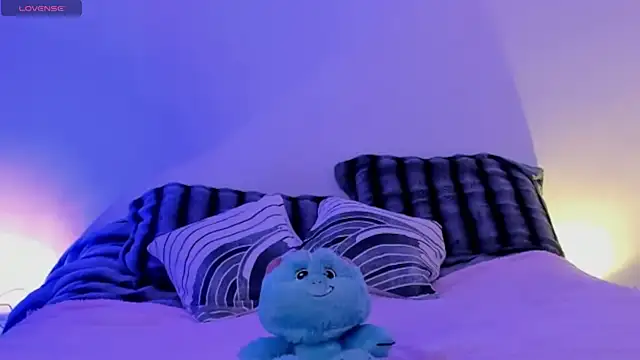 lucy blush online show from July 14, 12:32 pm
