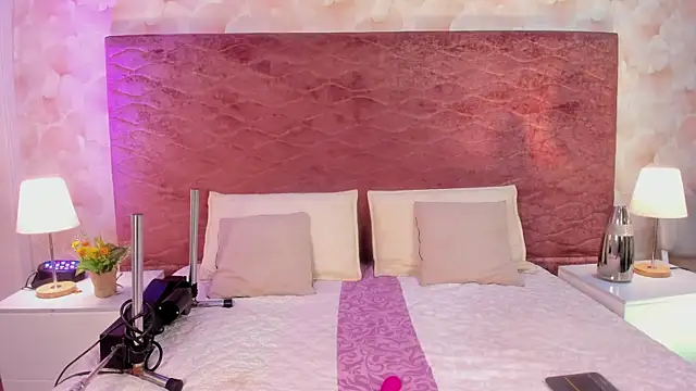 Emma Dancer online show from July 23, 11:51 am