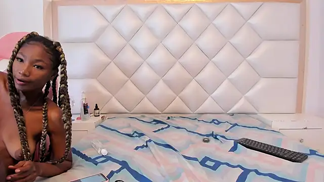 michelleblair1 online show from June 20, 2:31 pm