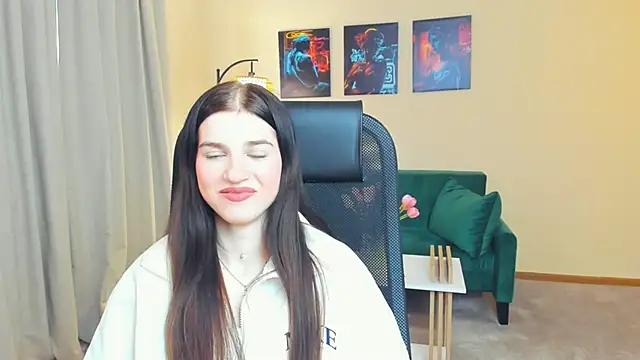 ThanhTines online show from February 20, 12:29 pm