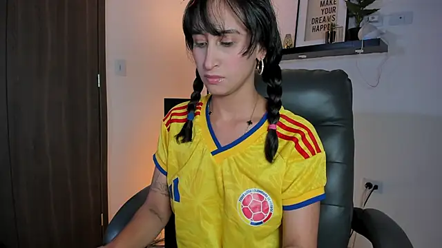 Antonella Moretti  online show from June 25, 3:28 am