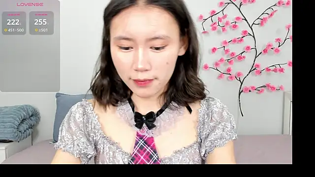 Kiraeko online show from June 18, 10:25 pm