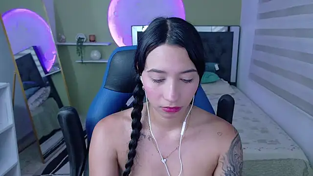 ivvoncute online show from July 2, 3:23 am