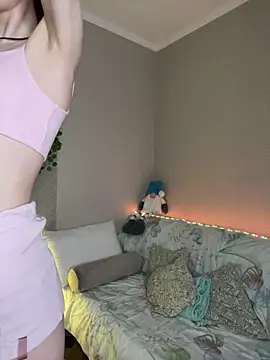 EvelynRavenwood online show from March 8, 4:55 pm