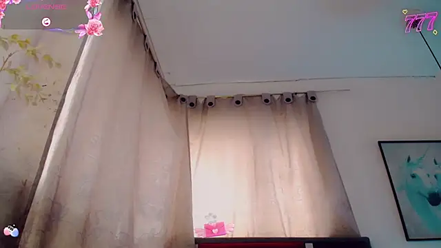 Abby White   online show from July 4, 7:32 pm