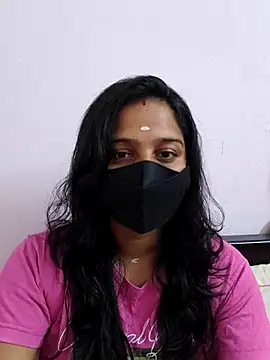Shaliniqueen online show from July 31, 7:42 am