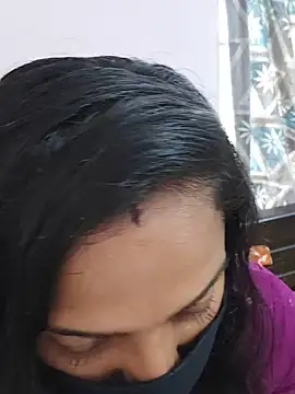Shaliniqueen online show from June 11, 6:32 am