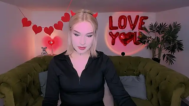 serene land online show from March 19, 1:04 pm