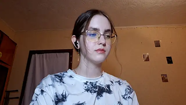 Katelemon online show from March 11, 2:53 pm