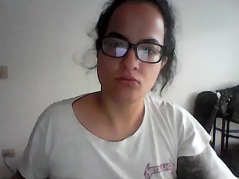 NinaEffy online show from March 27, 2:40 pm