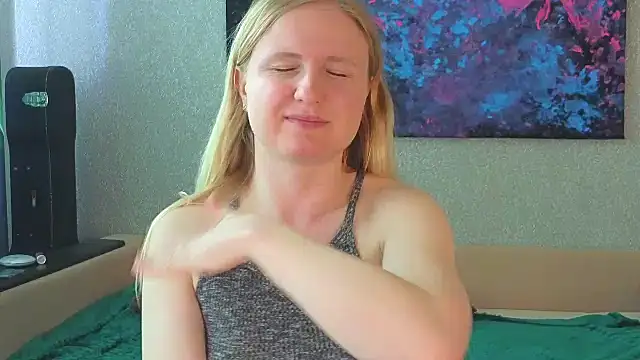 Lanavi Smile online show from May 27, 6:10 am