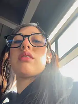 susi chimm online show from June 16, 1:12 pm