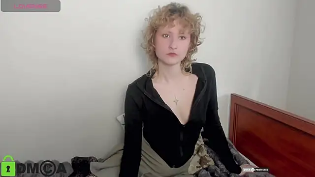 AnnStasia online show from March 13, 2:51 pm