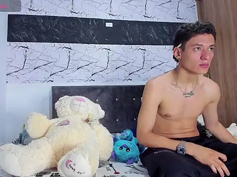 britney london xxx online show from March 6, 3:23 am