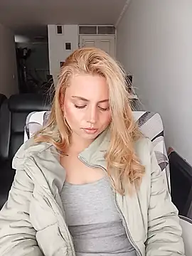Ana  arms online show from July 29, 4:51 pm