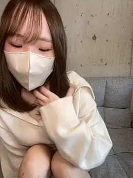 maikachan  online show from April 28, 3:00 am