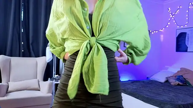 Ilsy Merous online show from May 6, 3:49 pm