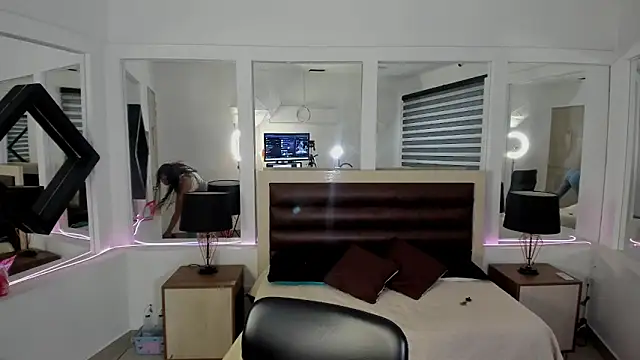 paulys  online show from June 18, 11:37 am