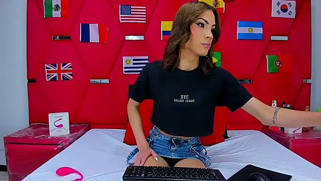 Alicee Grey online show from July 12, 2:51 pm