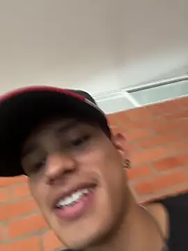 HarryGaze online show from March 9, 1:58 pm