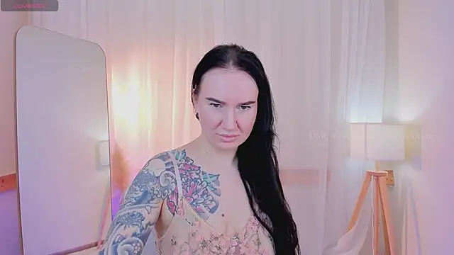 JustGrace online show from March 14, 6:36 am