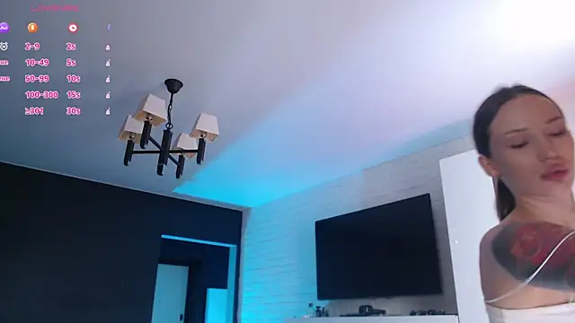 Jade Amore online show from August 3, 11:27 am