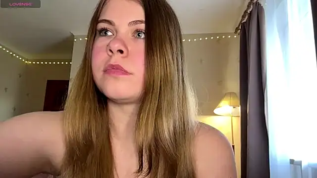 Amy Maev online show from May 3, 1:14 pm