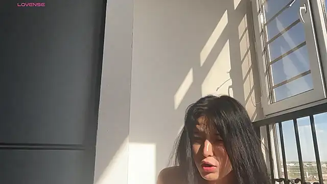 minnie joy online show from June 11, 12:13 pm