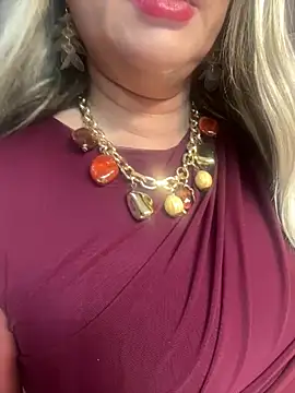 Nanda loiragostosa online show from June 11, 11:12 pm