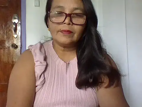 Flowerblossom123 online show from April 30, 5:23 am