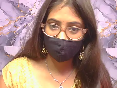 Aayesha-queen online show from June 12, 4:20 am