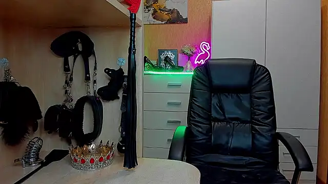 KristiTopxx online show from June 15, 7:36 pm