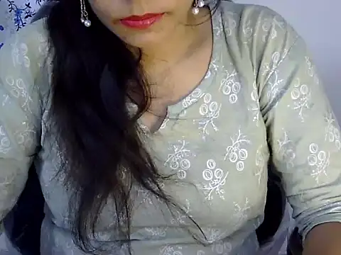 Neha Sharma2 online show from July 9, 1:57 pm