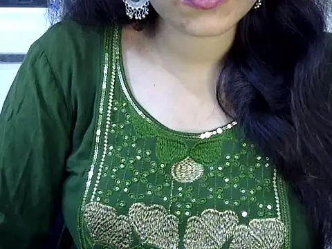 Neha Sharma2 online show from June 9, 1:54 pm