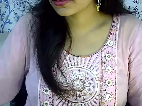 Neha Sharma2 online show from July 17, 1:37 pm