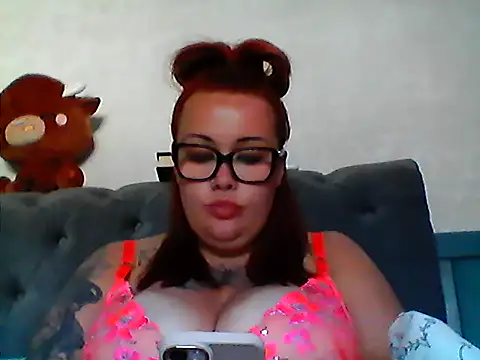 Beccasash online show from May 15, 4:32 pm