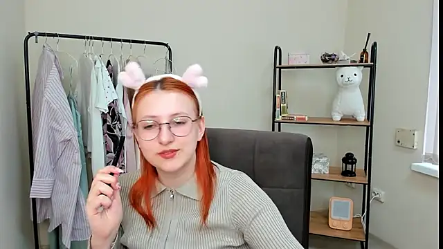 LauraaYoung online show from February 27, 12:27 pm