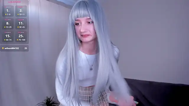 kira montelle online show from March 17, 6:39 am