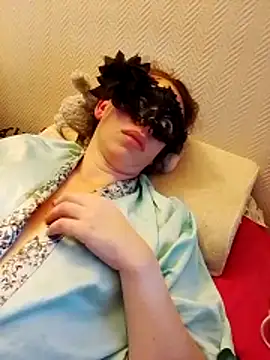 lily2022 online show from March 3, 5:52 pm