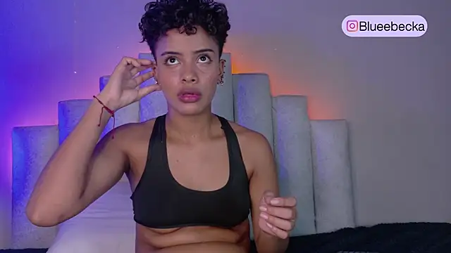 BeckaBlue online show from July 8, 1:46 pm