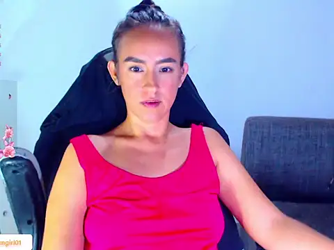 dreamgirlxxx1 online show from March 6, 7:25 am